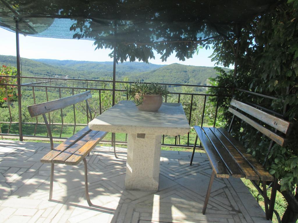 Apartment Fabris Roč Rum bild